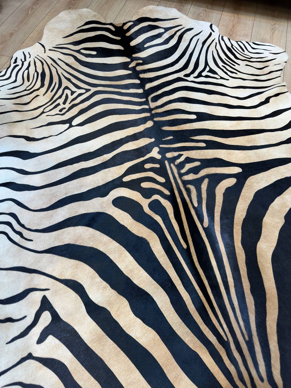 1. Kalite Zebra Desenli Dana Derisi Post