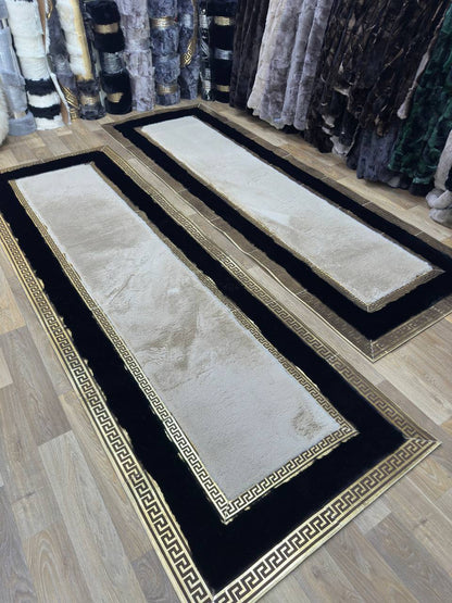 El Yapımı Siyah Bej Peluş Halı – Yumuşak ve Şık Tasarım